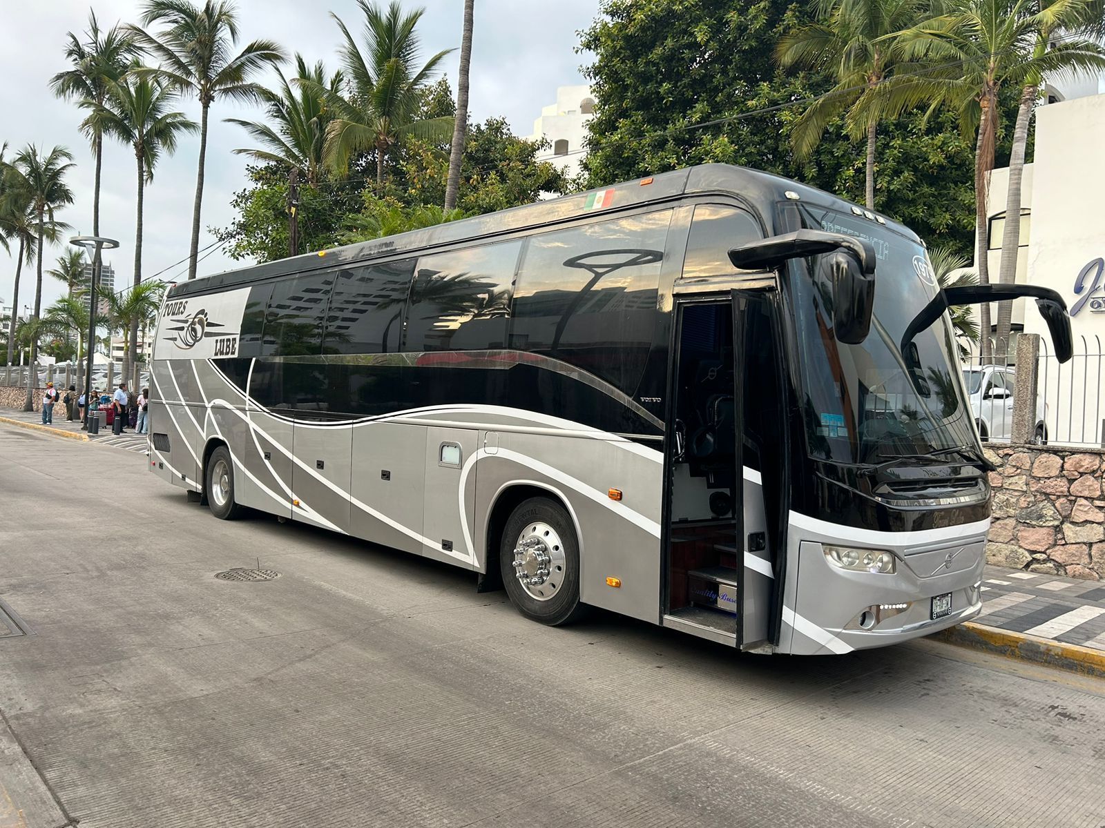 TOURS LUBE 