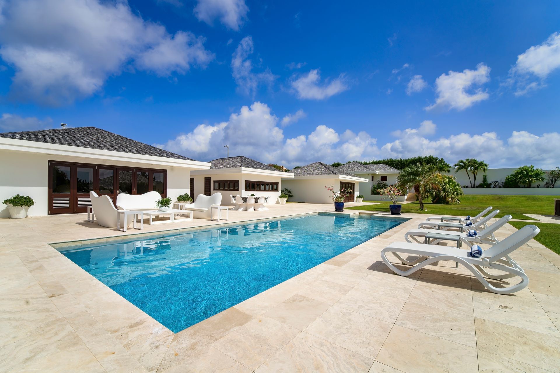 Le Bleu Villa