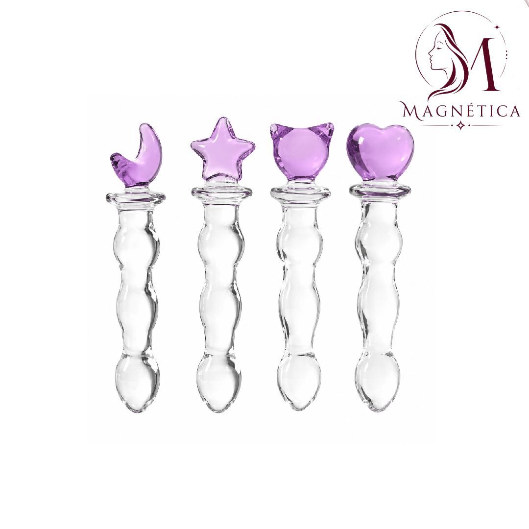 Cuatro varitas de cristal transparente con puntas de cristal morado en forma de pájaros, estrellas, gatos y mariposas.