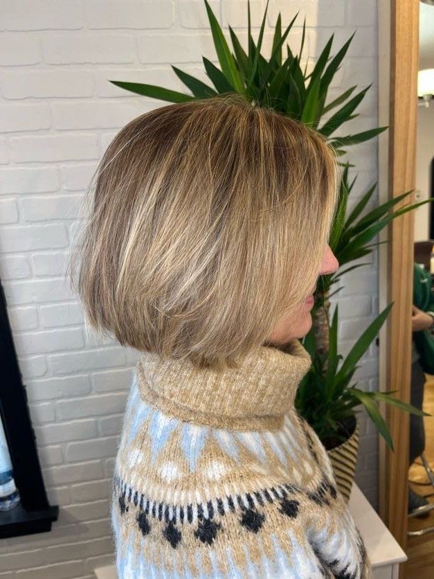 blonde bob with full head of highlights