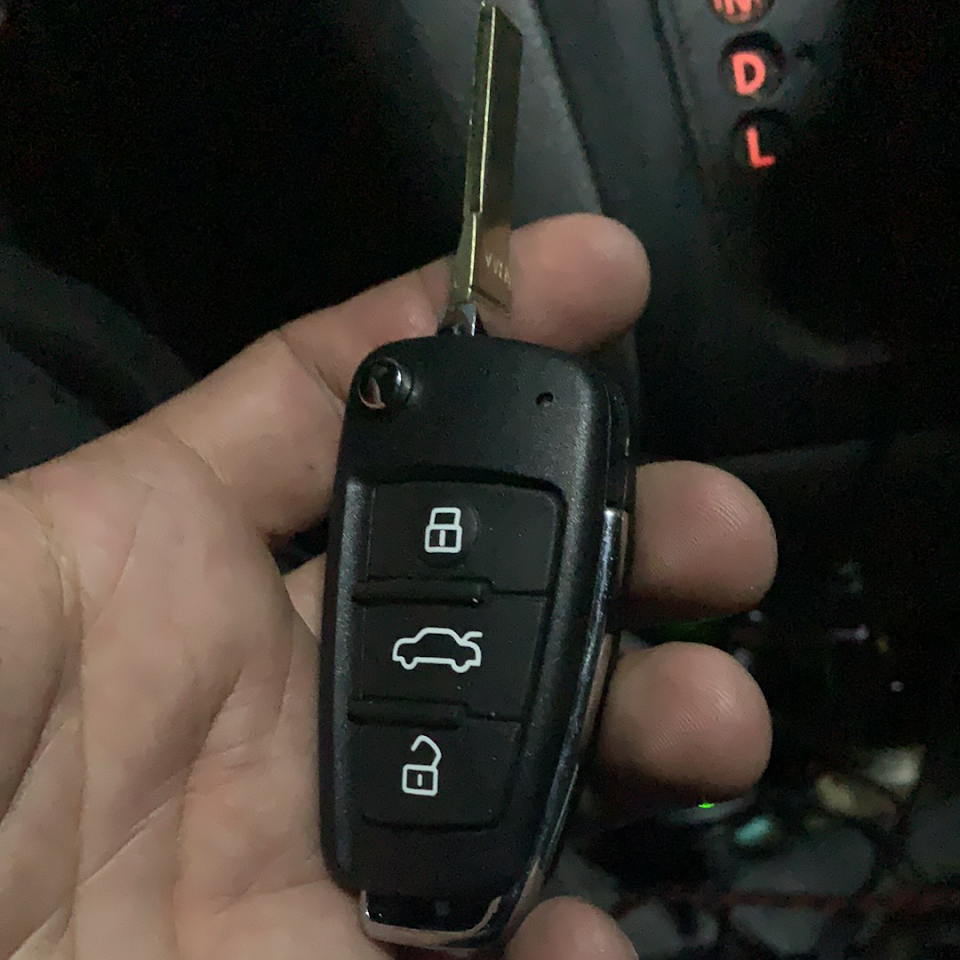 Car key with remote head, Pro Local Locksmith in Baltimore