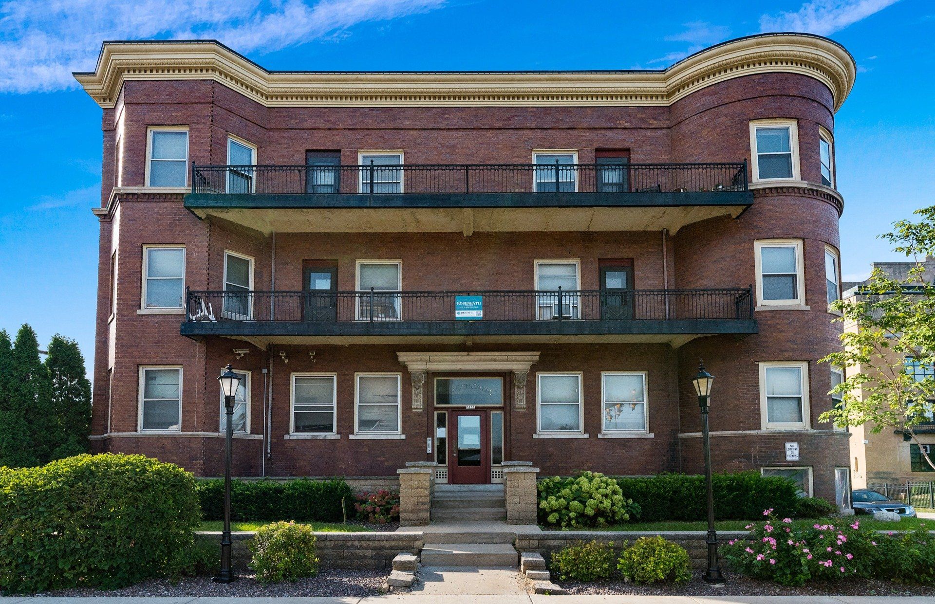 2335 W. Wisconsin Avenue