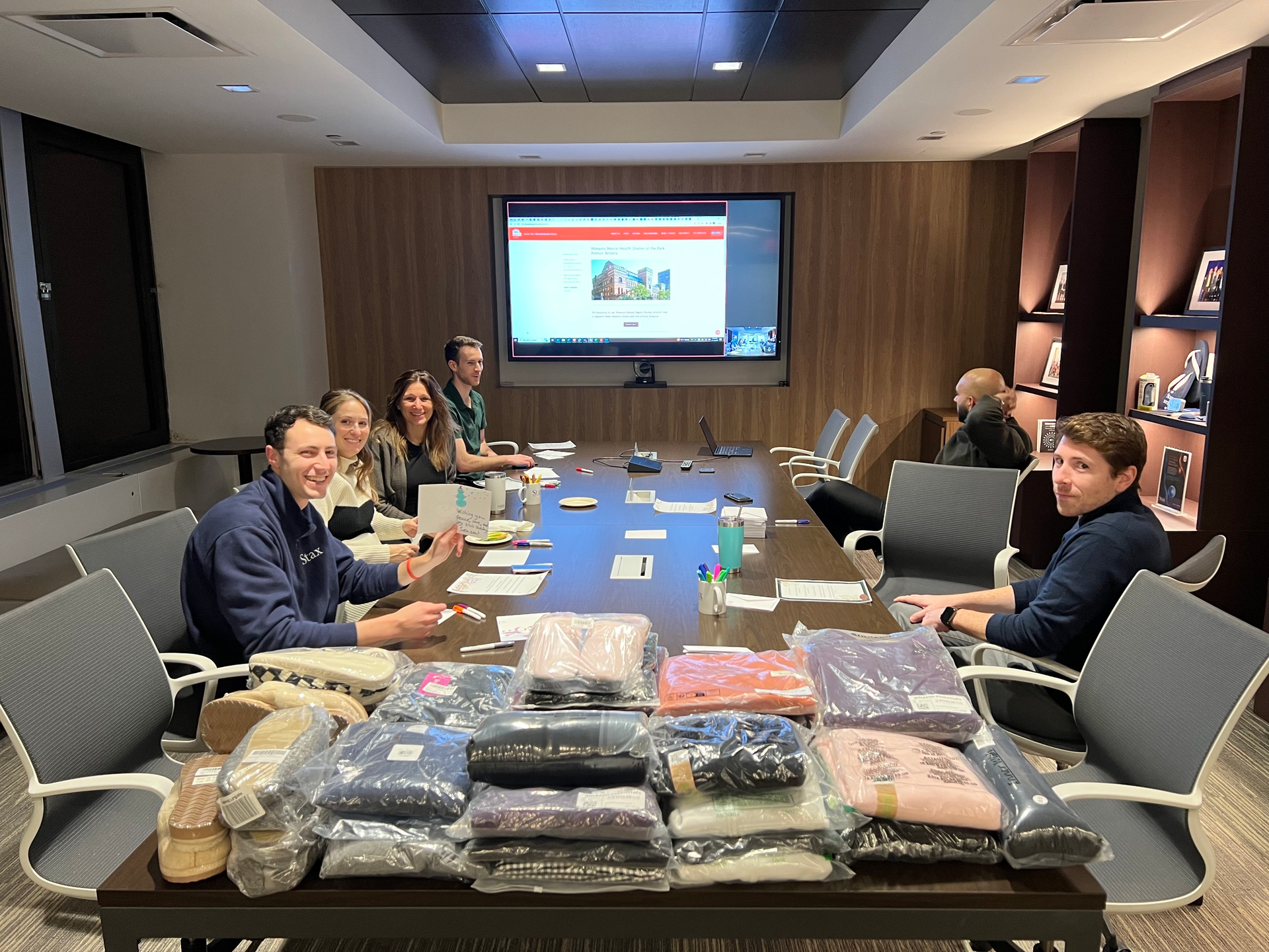 Stax New York builds shelter kits