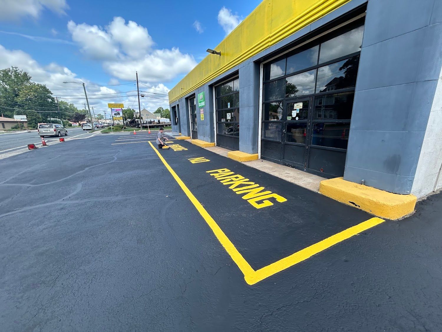 Yellow curbside 