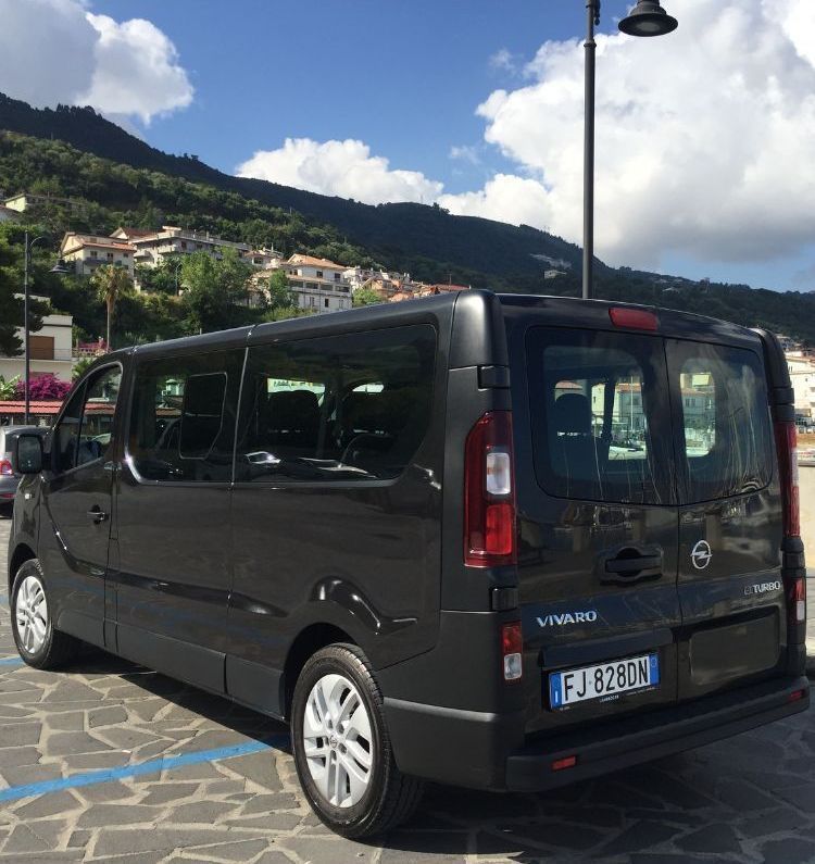 minibus