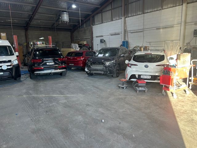 Cars in a Repair Shop — T&C Smash Repairs In Coffs Harbour, NSW
