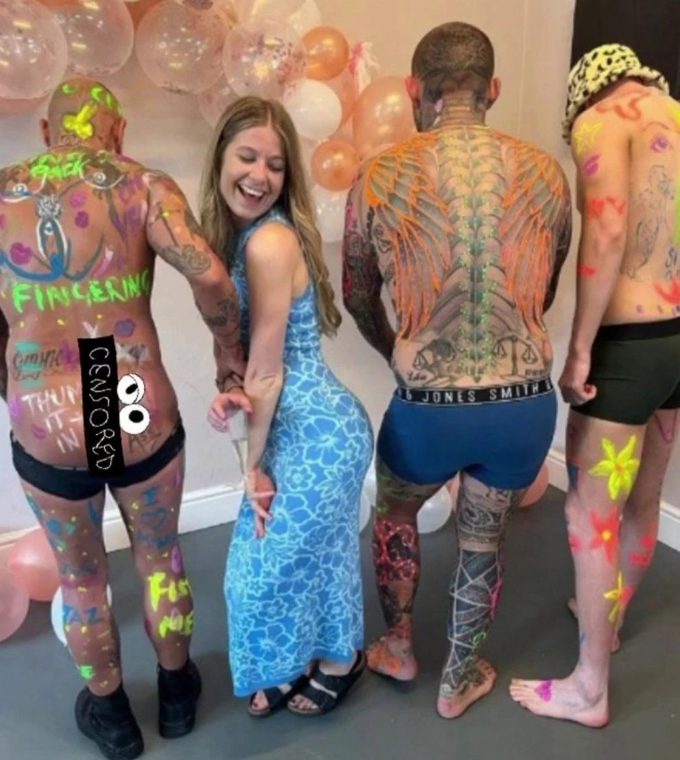 Body painting experience at hen parties, birthdays, UK