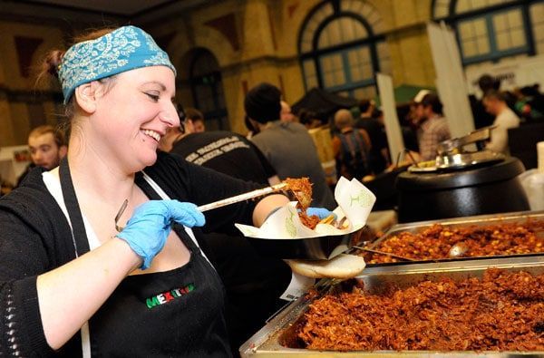 Vegan food being served at the Vegan Life Live food court