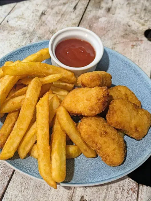 Chicken Nuggy With Chips — Pt Cartwright Seafoods in Warana, QLD