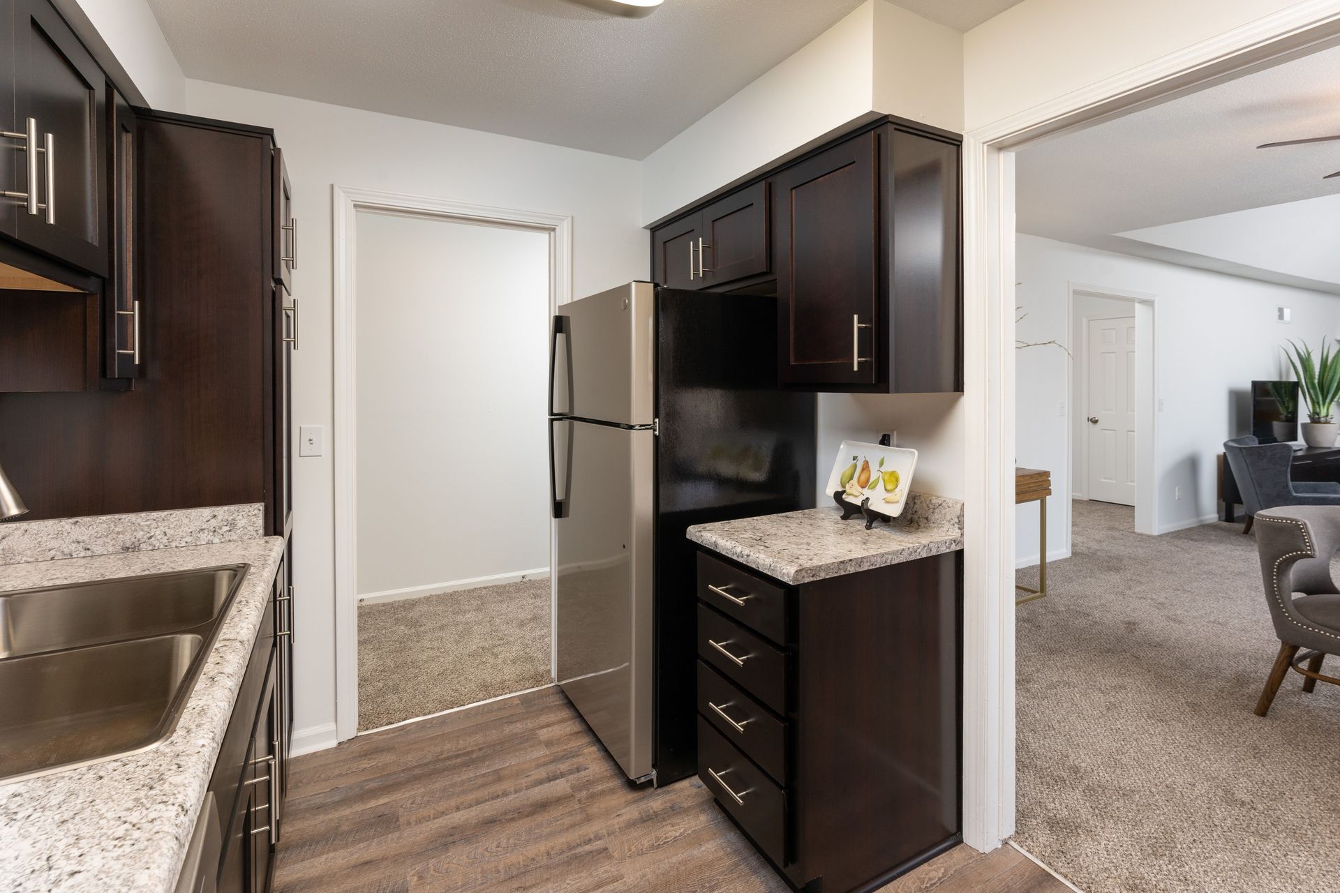 PetFriendly Apartments in Merriam, KS Photo Gallery