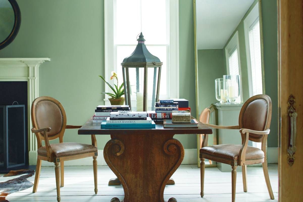 A seating area painted in Benjamin Moore Louisburg Green HC-113 near Lexington, Richmond, and Georgetown, Kentucky (KY)