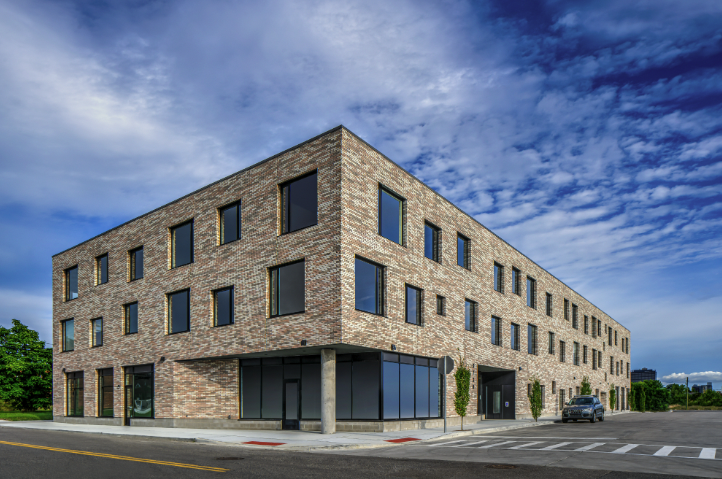 Exterior Photo of Fourth & Seldon