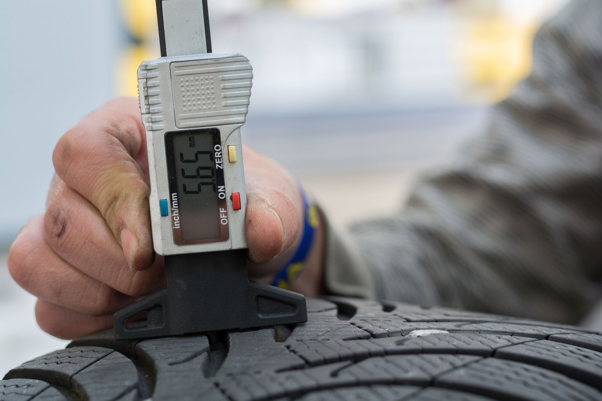 6 Reasons To Get New Tires Before Your Old Ones Become Unsafe | Akin Auto Care