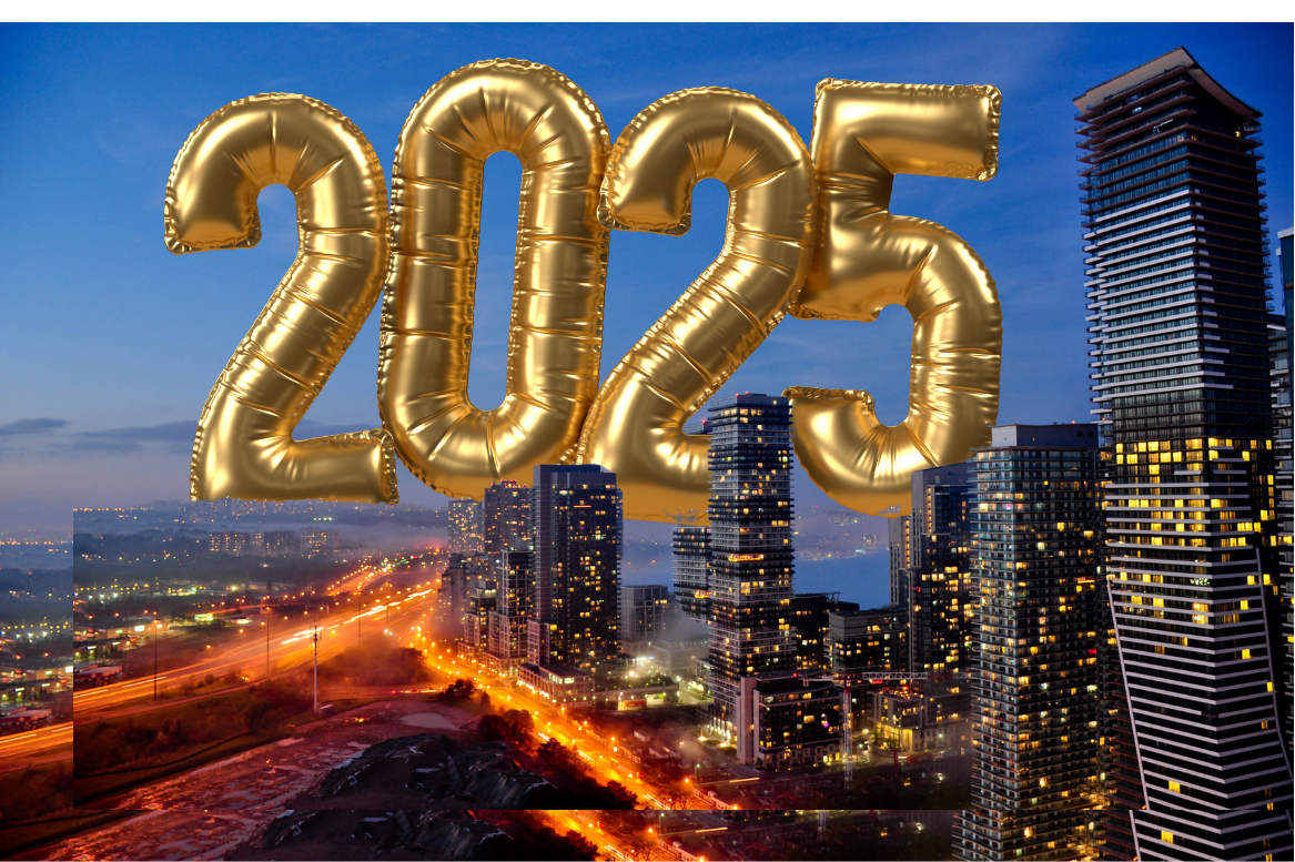 Gold “2025” balloons over a city skyline at dusk with lit buildings and traffic trails