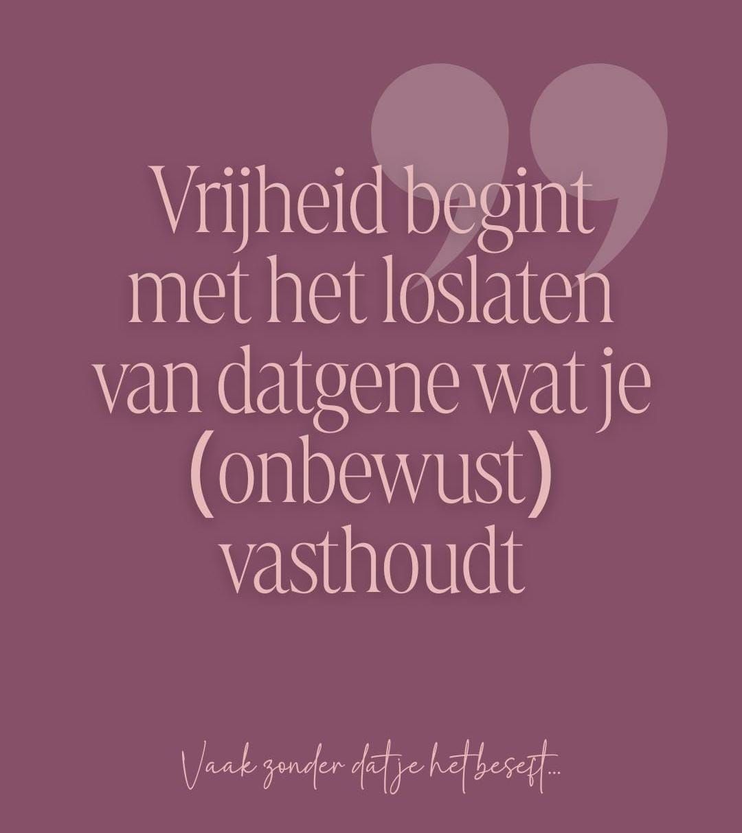 Tekst op een paarse achtergrond: 
