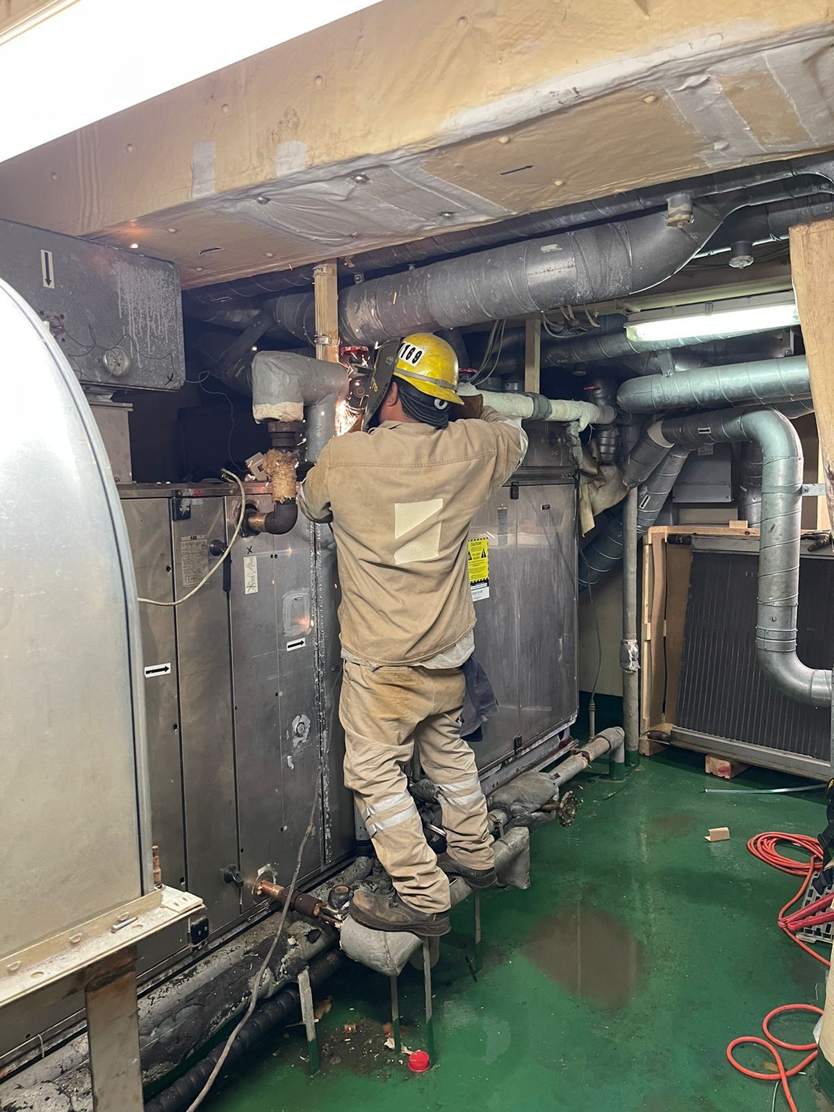 MANTENIMIENTO, CONSTRUCCIÓN Y CLIMAS CMYC  