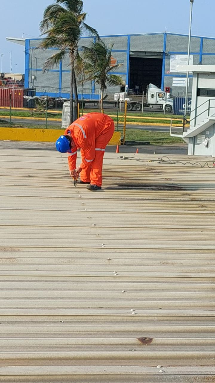 MANTENIMIENTO, CONSTRUCCIÓN Y CLIMAS CMYC  