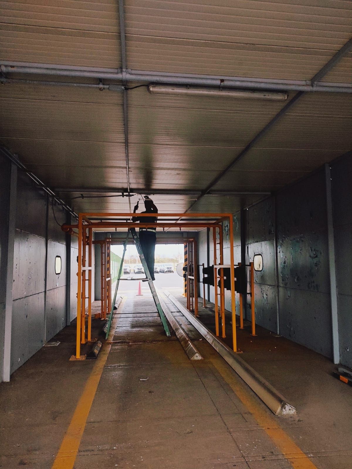 MANTENIMIENTO, CONSTRUCCIÓN Y CLIMAS CMYC  