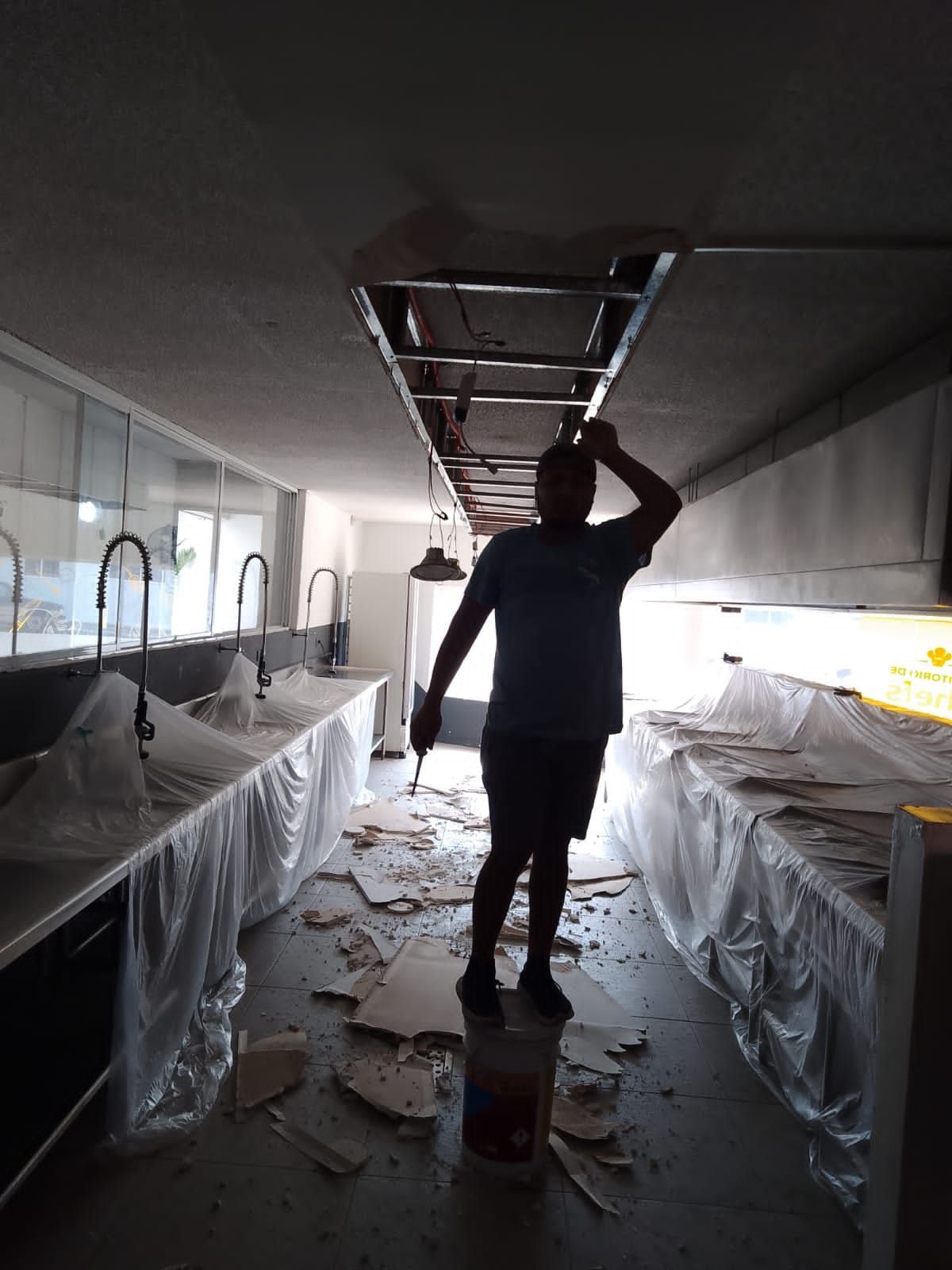 MANTENIMIENTO, CONSTRUCCIÓN Y CLIMAS CMYC  