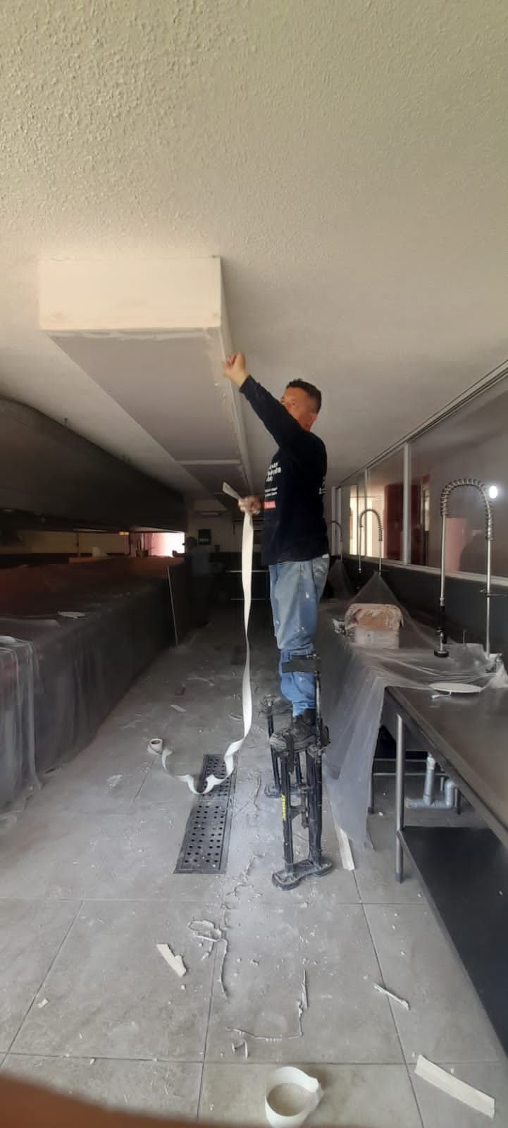 MANTENIMIENTO, CONSTRUCCIÓN Y CLIMAS CMYC  