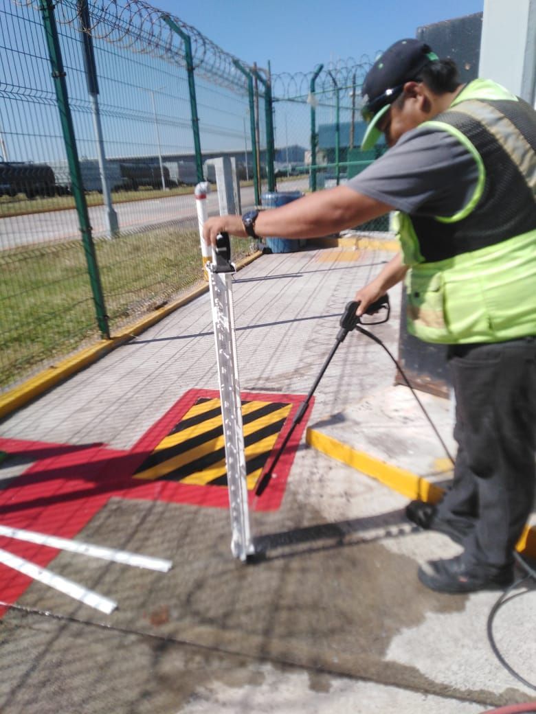 MANTENIMIENTO, CONSTRUCCIÓN Y CLIMAS CMYC  