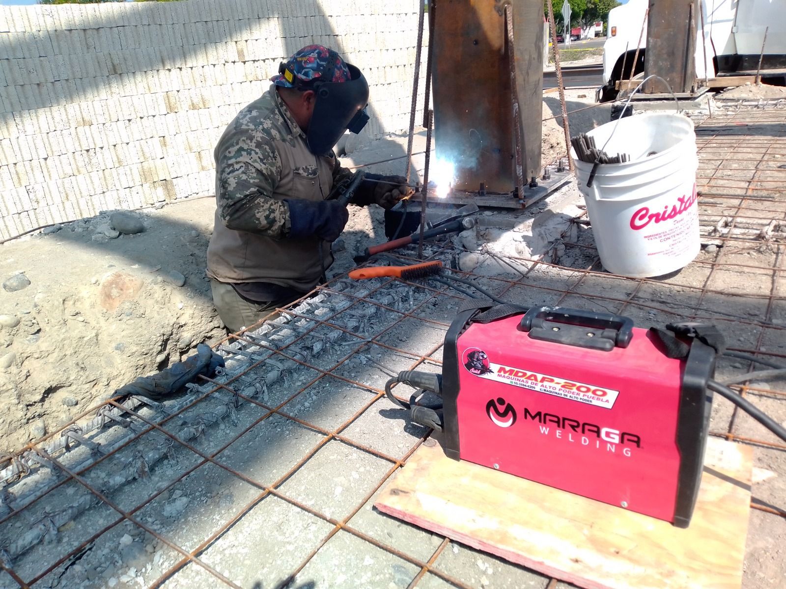 MANTENIMIENTO, CONSTRUCCIÓN Y CLIMAS CMYC  