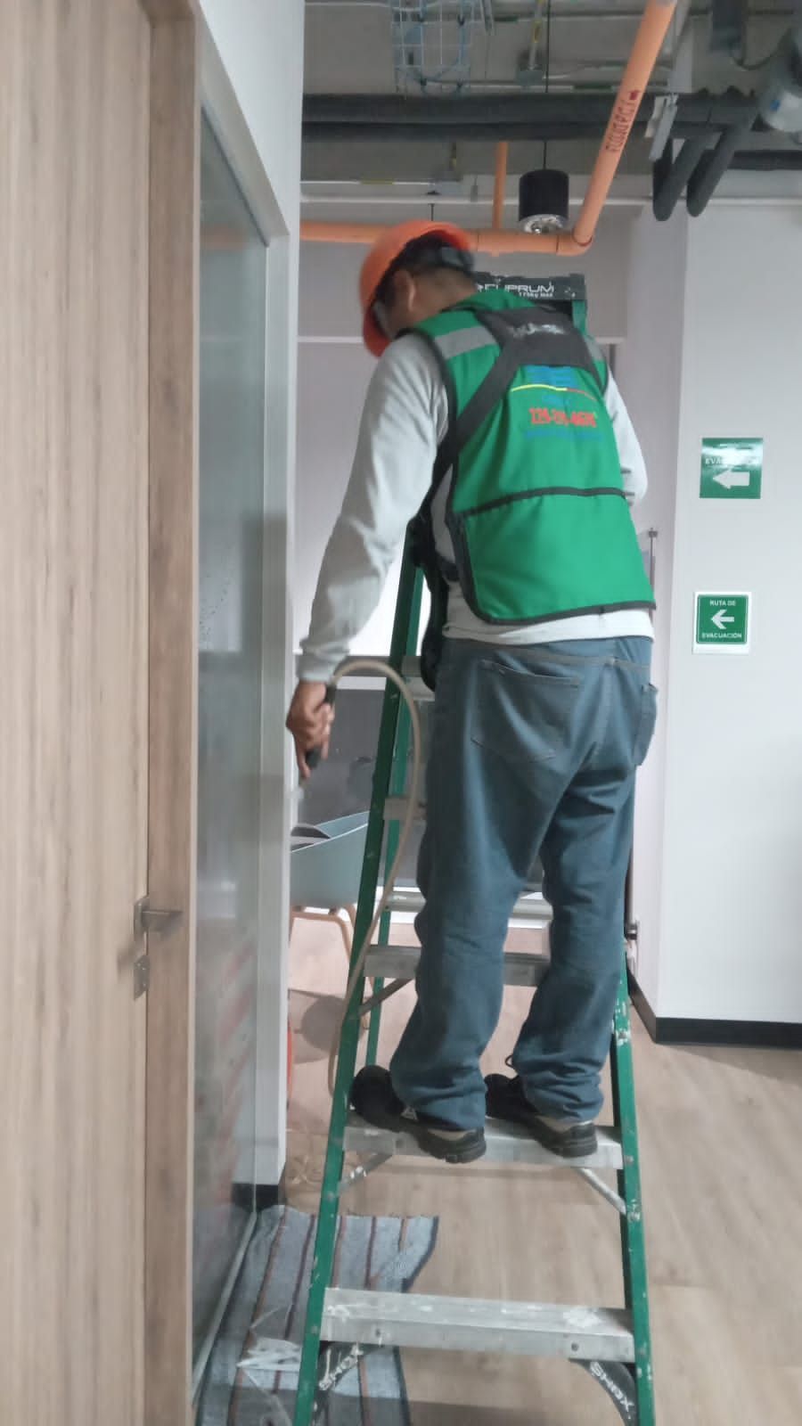 MANTENIMIENTO, CONSTRUCCIÓN Y CLIMAS CMYC  