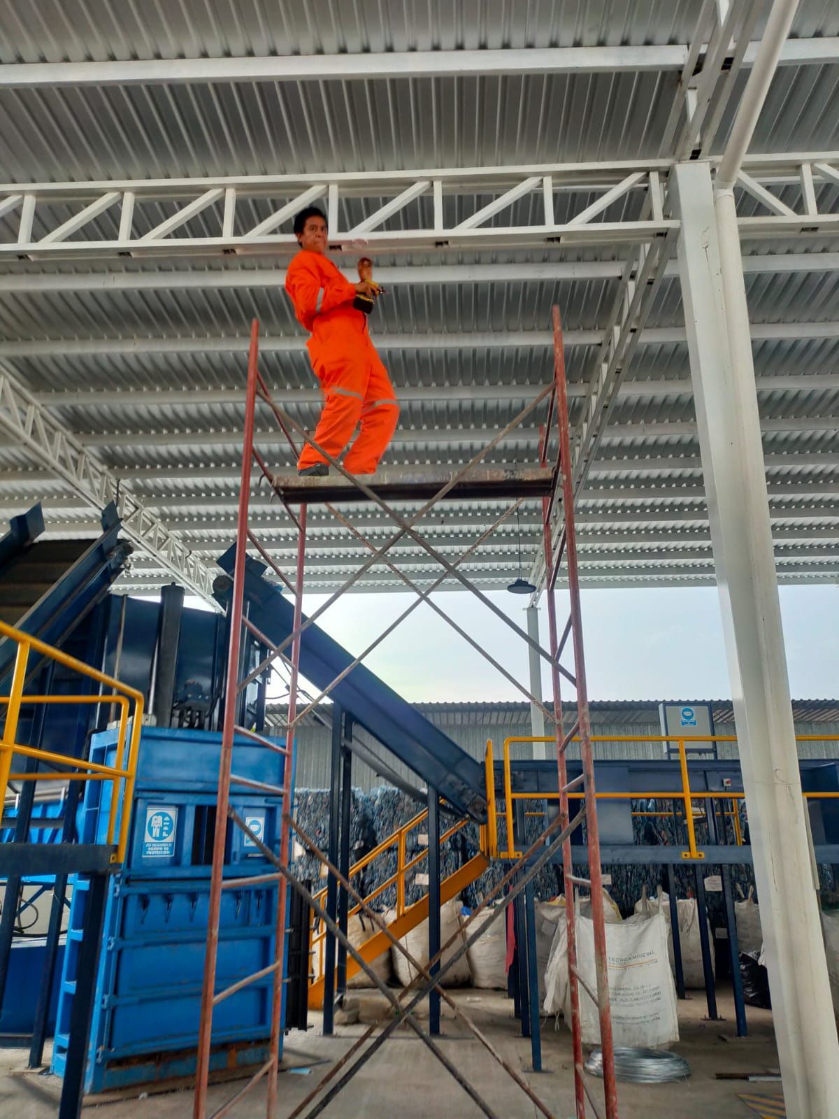 MANTENIMIENTO, CONSTRUCCIÓN Y CLIMAS CMYC  