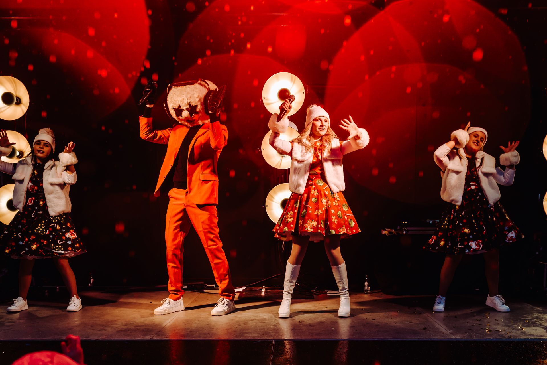 DJ Starhead als Muziekpiet bij Loco Kids Disco Pietendisco