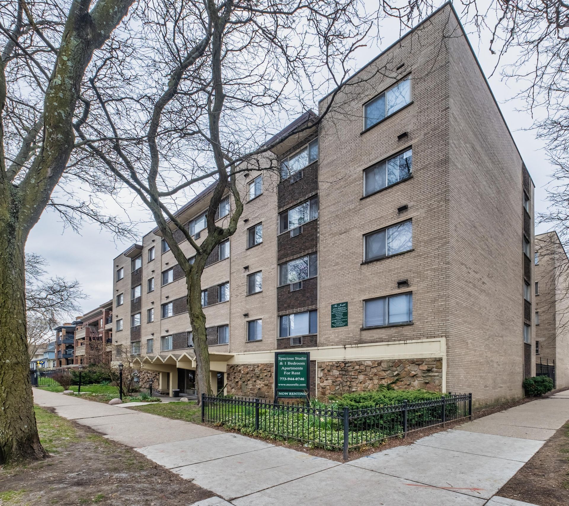 Home Moore Investment Properties Chicago, IL