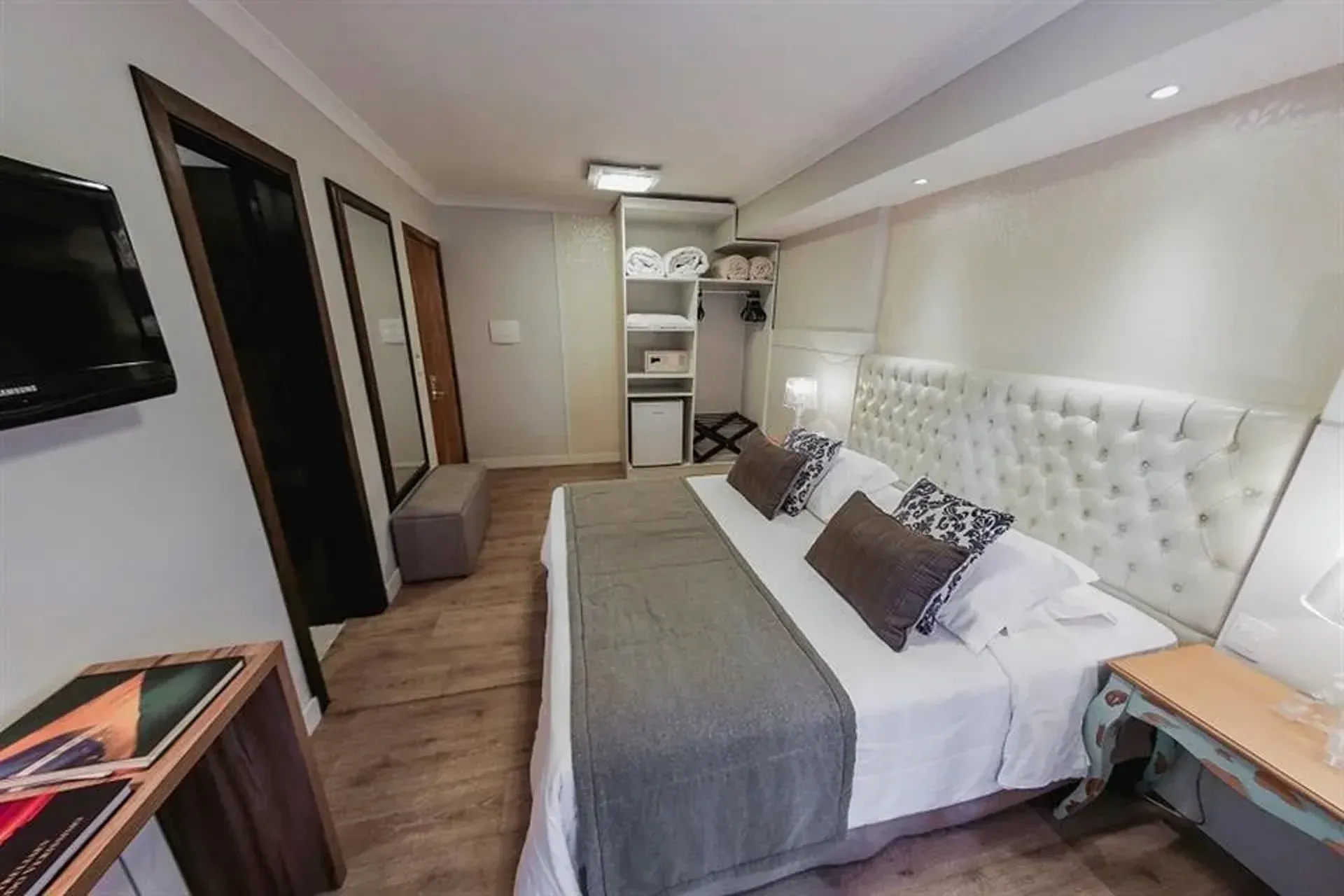 Luxo Pinhão Família com Sacada