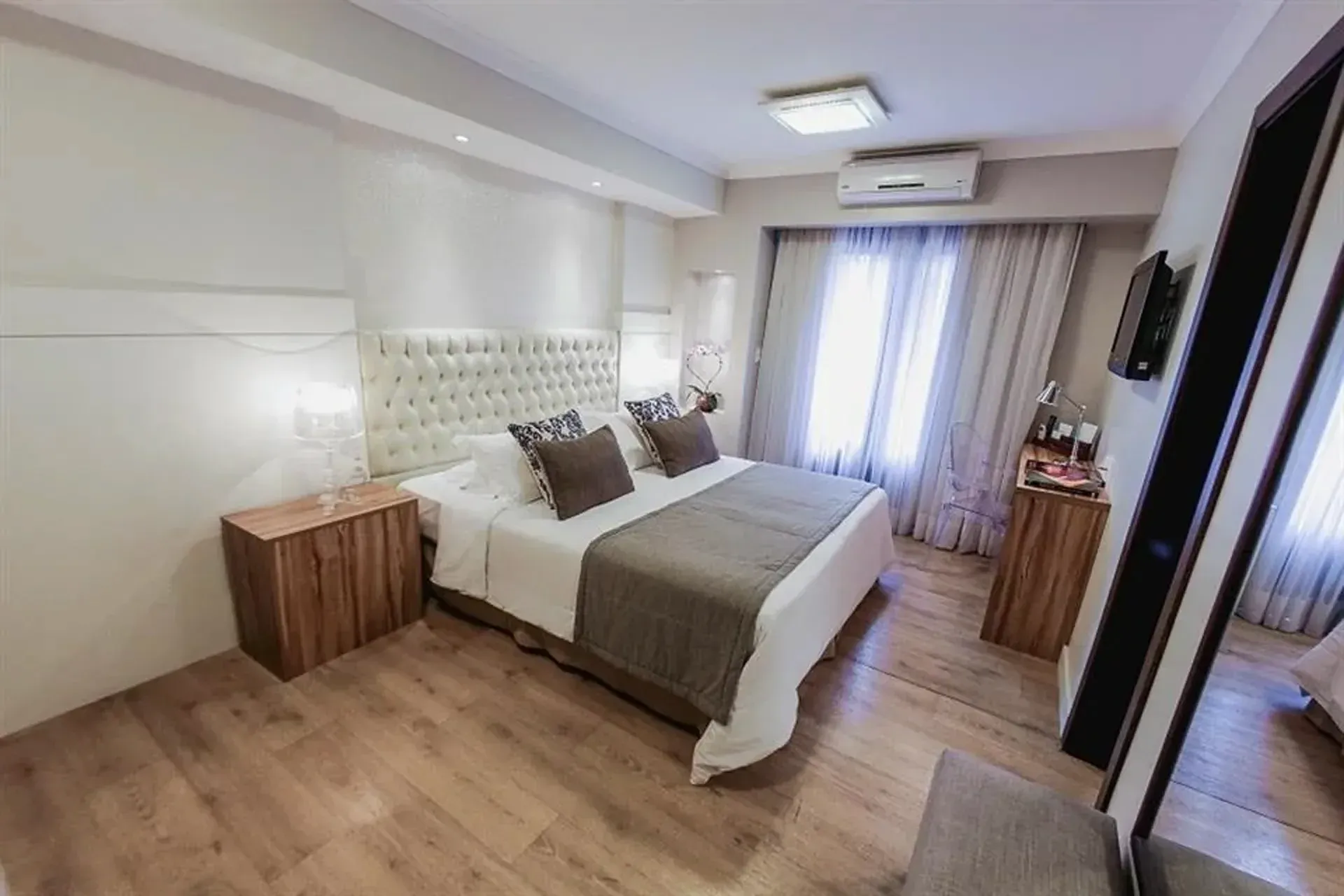 Luxo Pinhão Família com Sacada