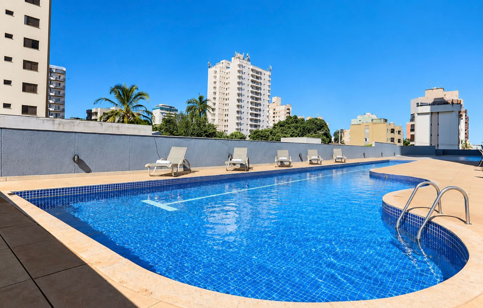 HOTEL INTERCITY UBERLÂNDIA