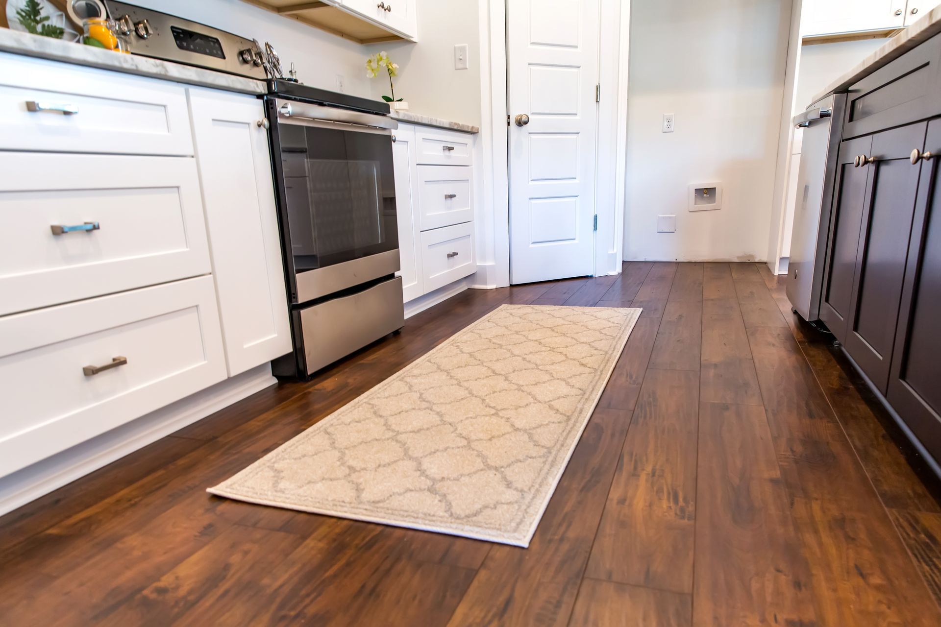 Professional flooring contractor completing flooring installation in Glenview Illinois, Lake Cook Hardwood and Flooring team working on residential property in Glenview IL
