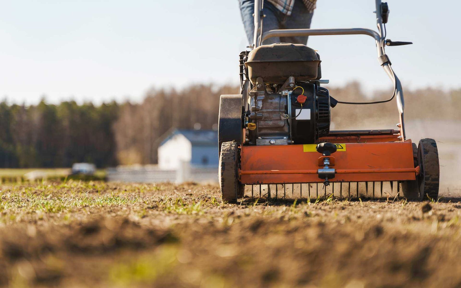aeration expert aerating the soil