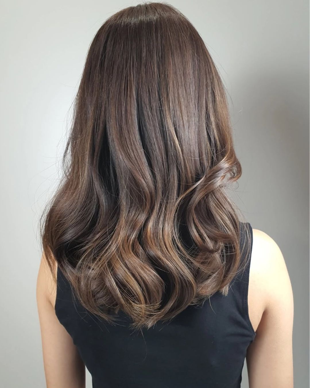 A photo of a Chestnut Brown hair color