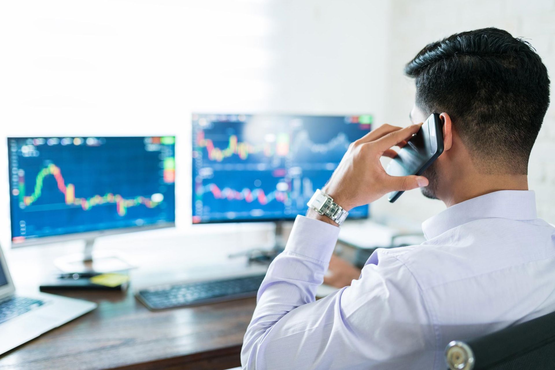 difference between proprietary trading vs physical trading