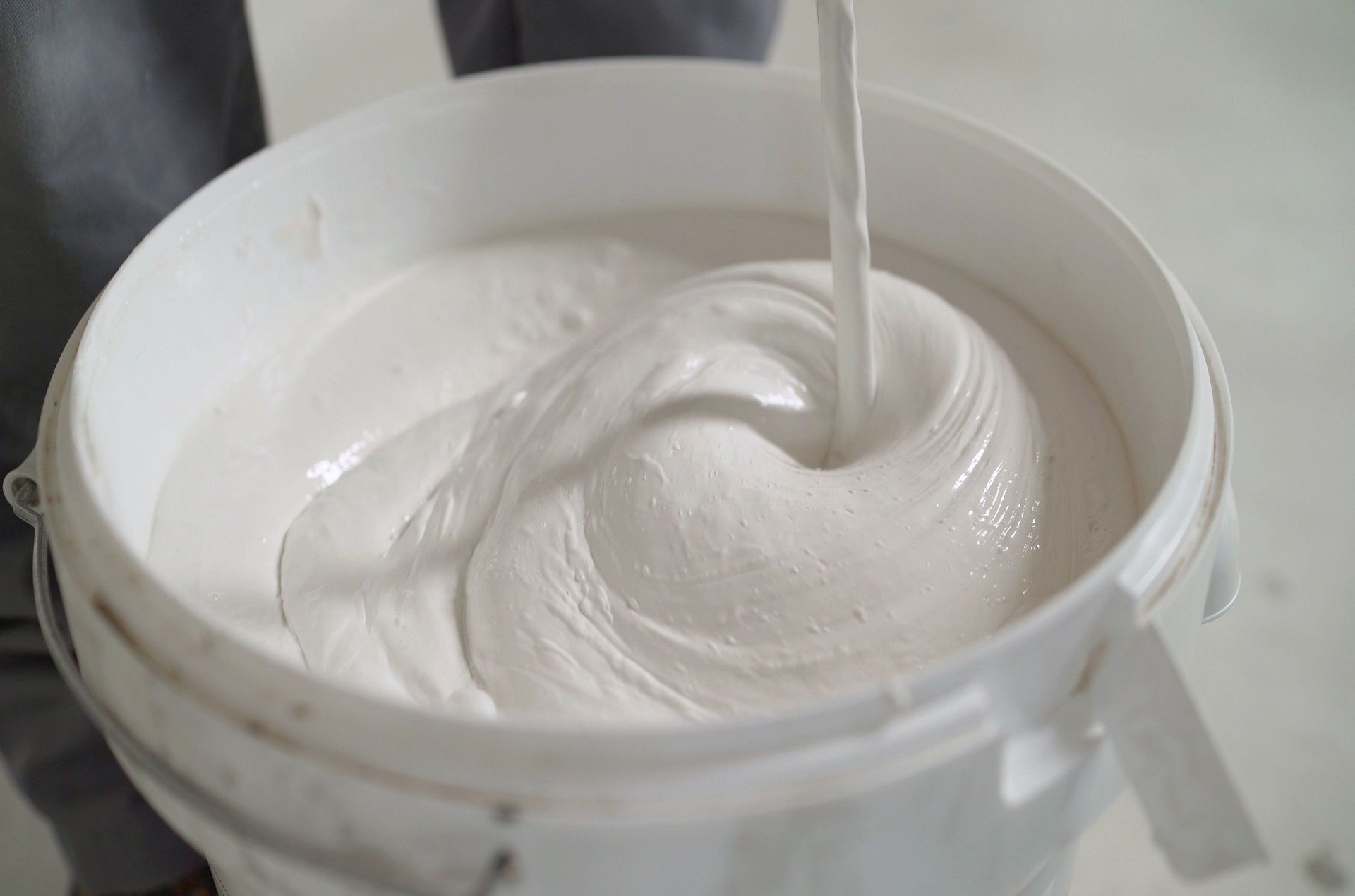 White mortar mix