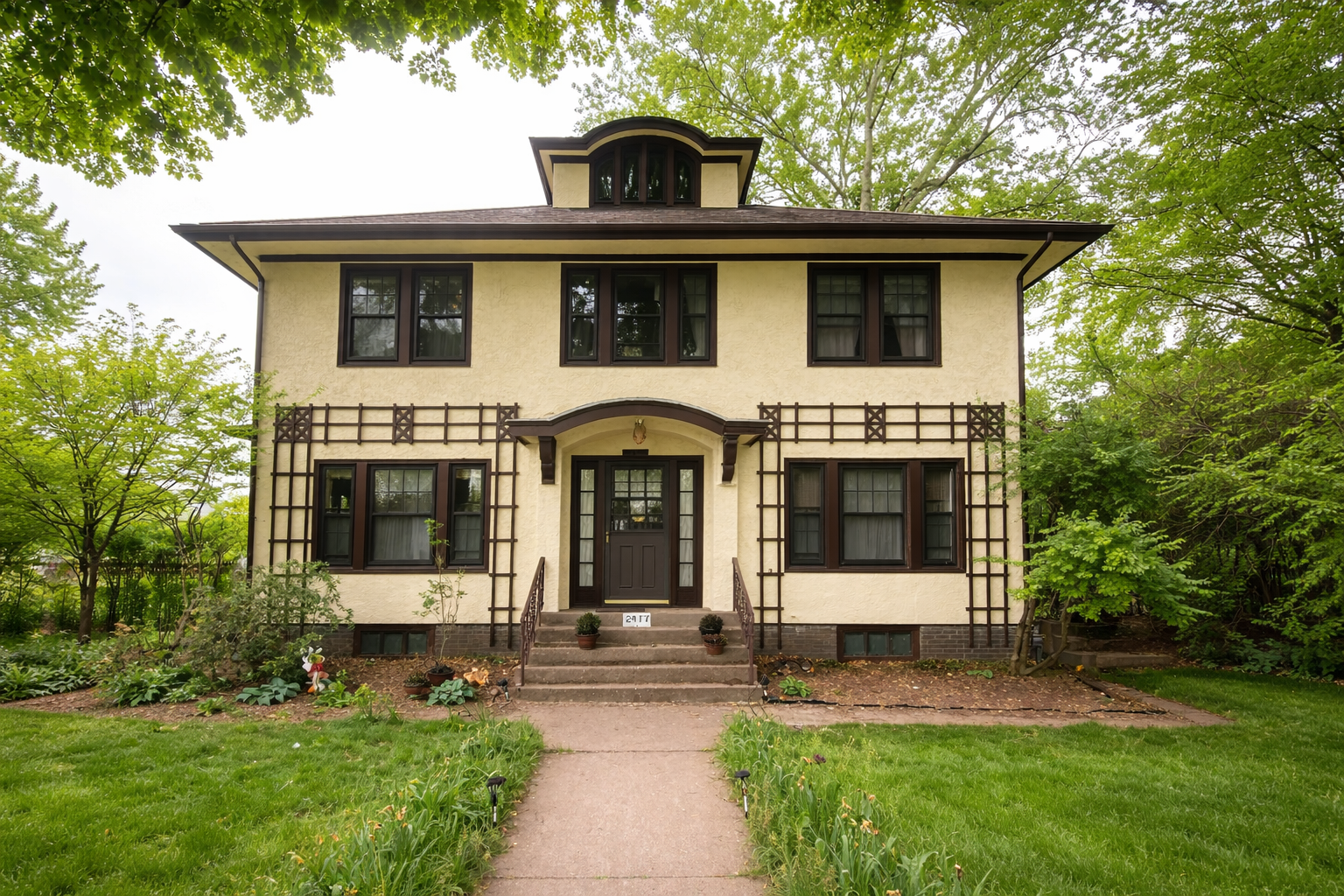 Oil-Based vs Latex Exterior Paint