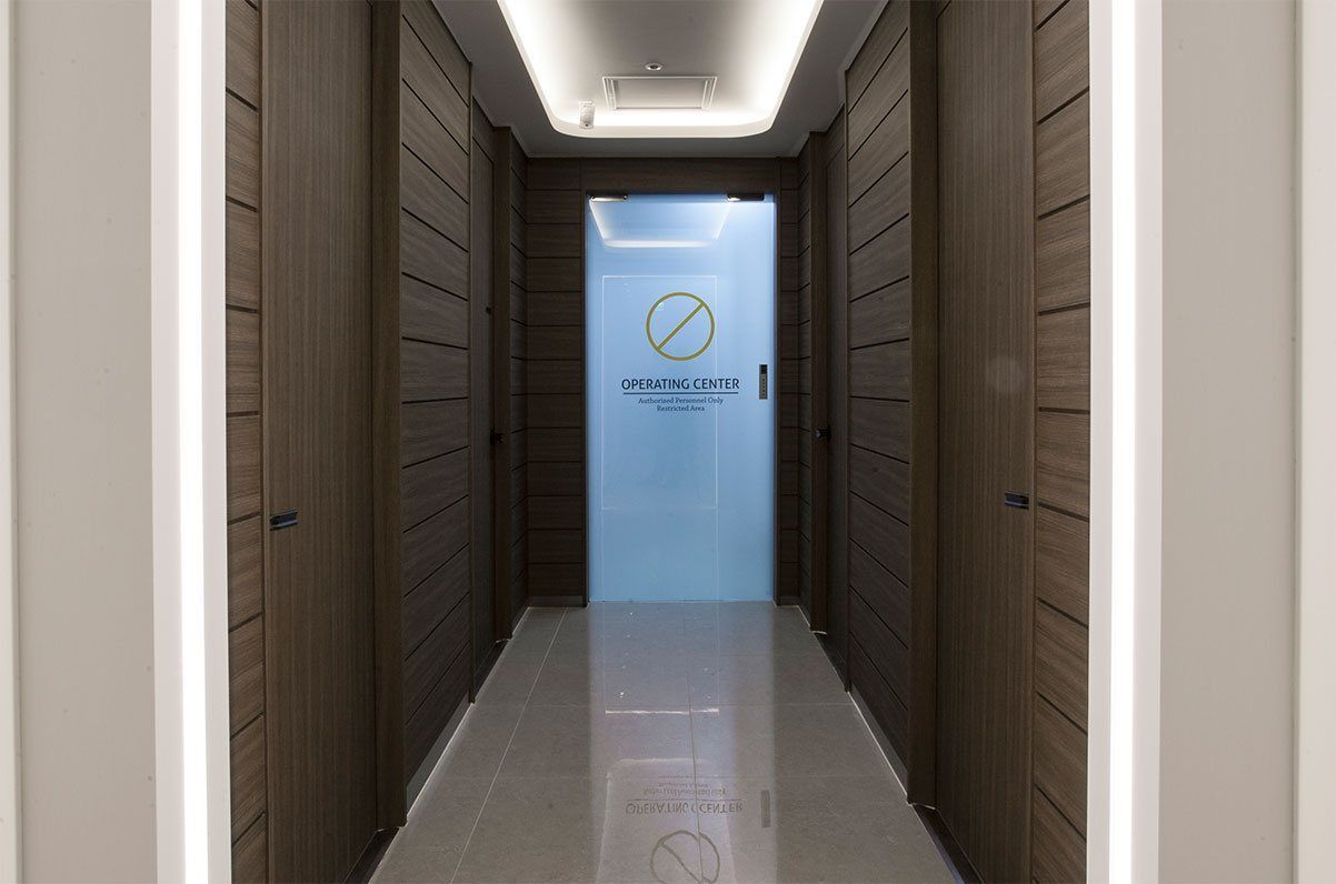 Clinic entrance corridor – Gangnam Yonsei ENT Clinic interior, Gangnam, Seoul