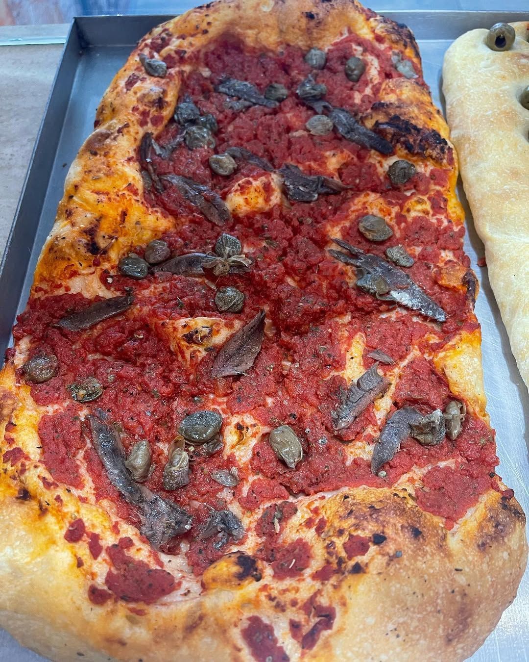 pizza rossa