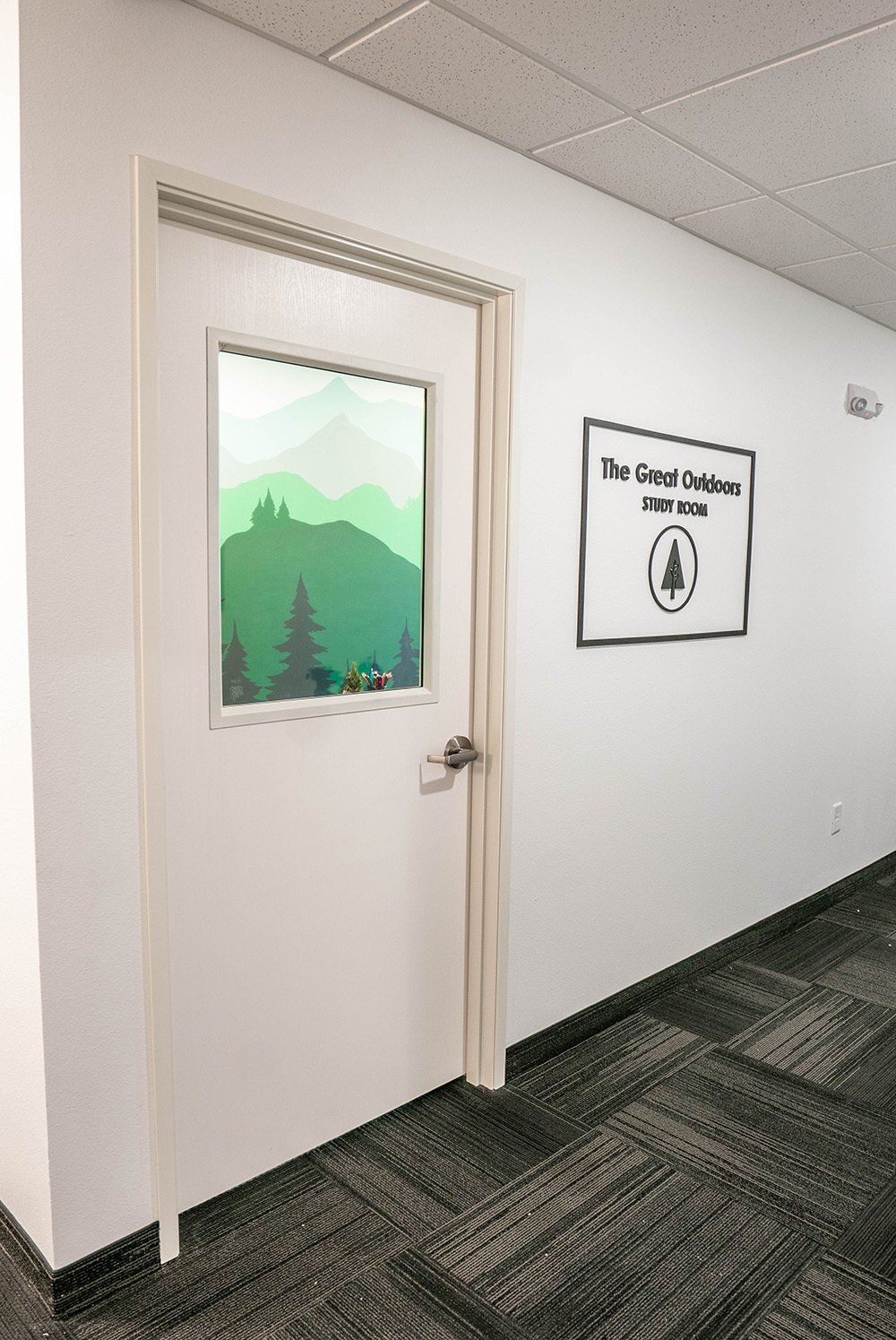 U32 Apartments in Fargo ND The Great Outdoors study room