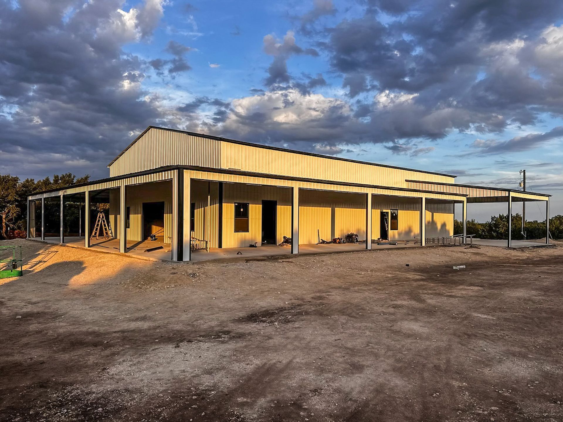 Commercial steel building in a Florida industrial park