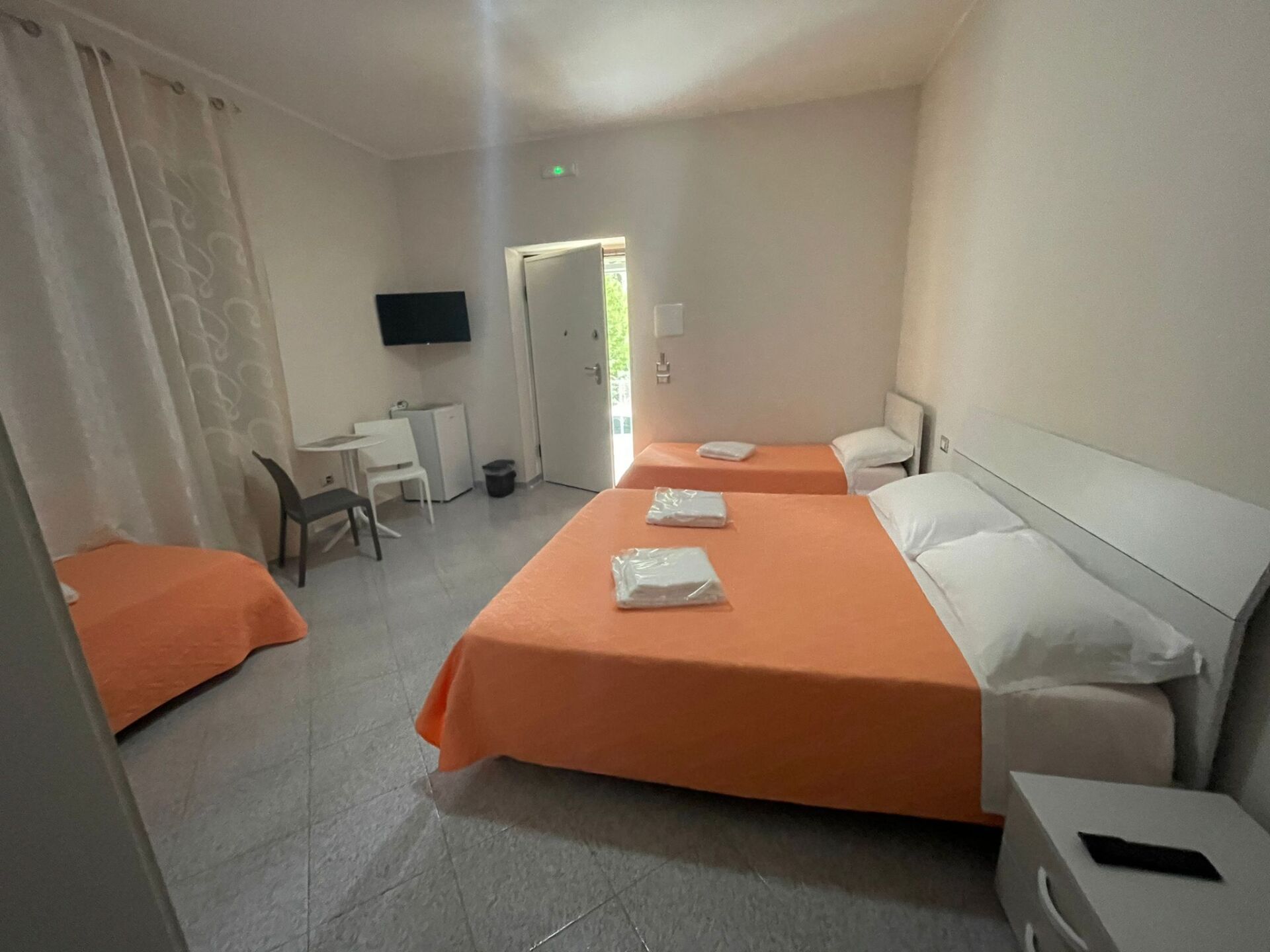 suite camera