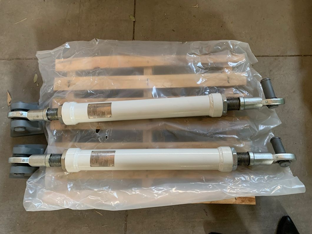 Tie rods Struts