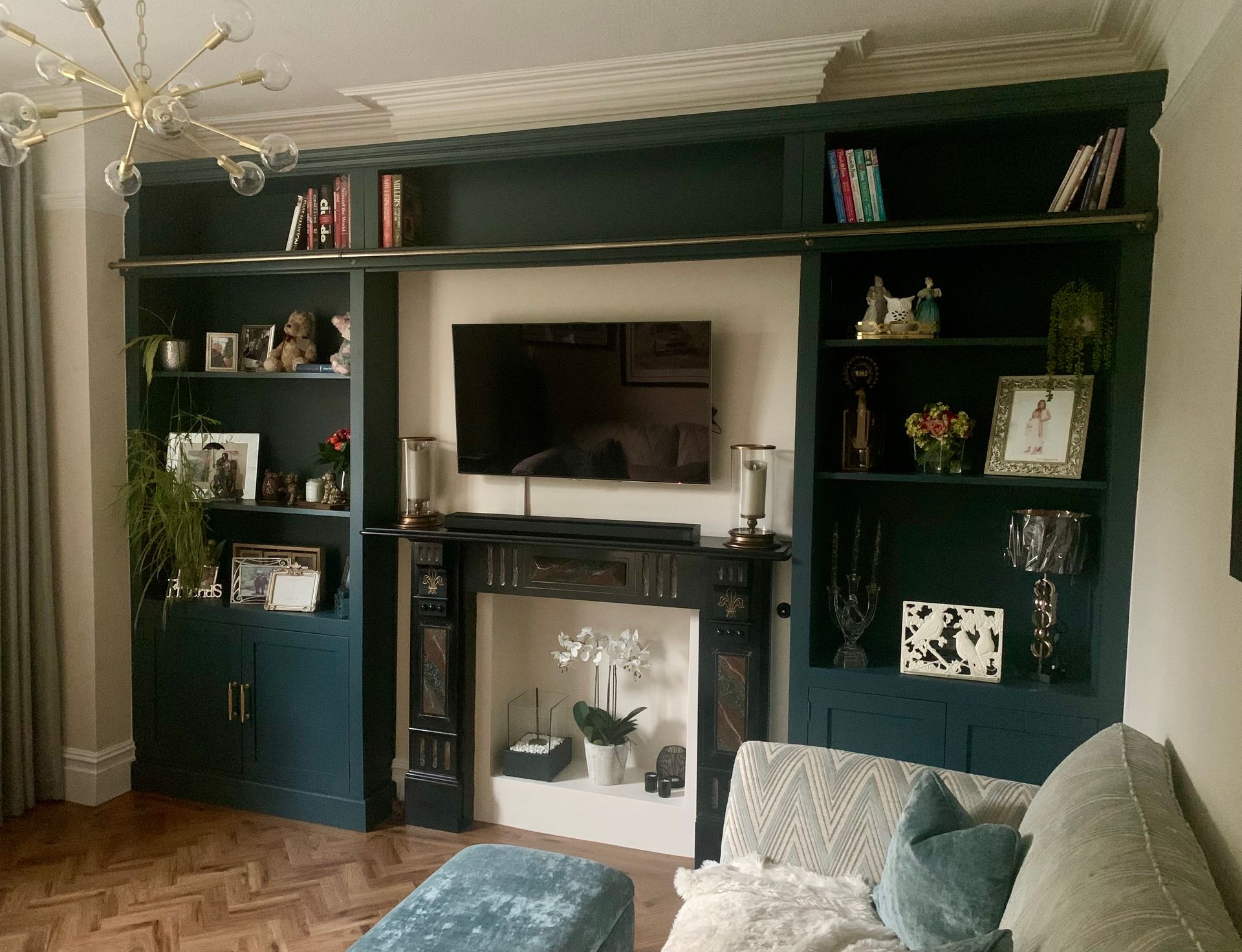 Bespoke fitted Bookcase