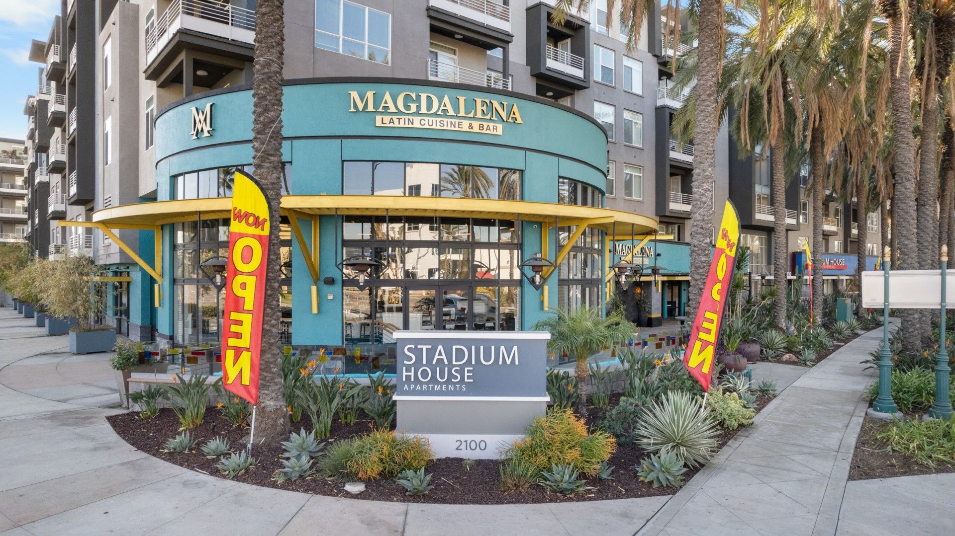 Sliding Photo Gallery Displaying Community Amenities