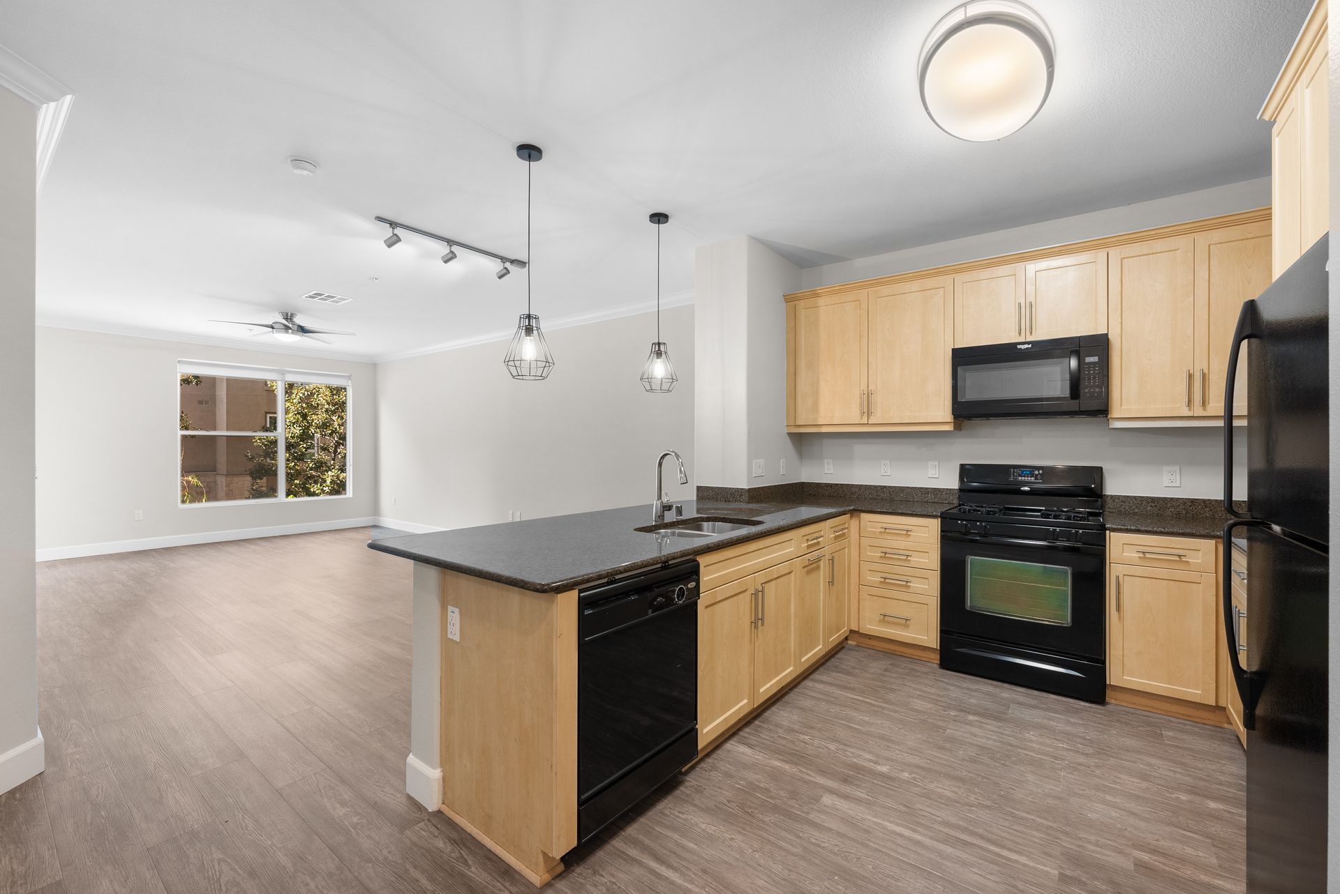 Sliding Photo Gallery Displaying Apartment Features