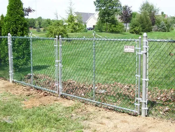 Chain Link Backyard Fence — Blue Anchor, NJ — Reyes Fence