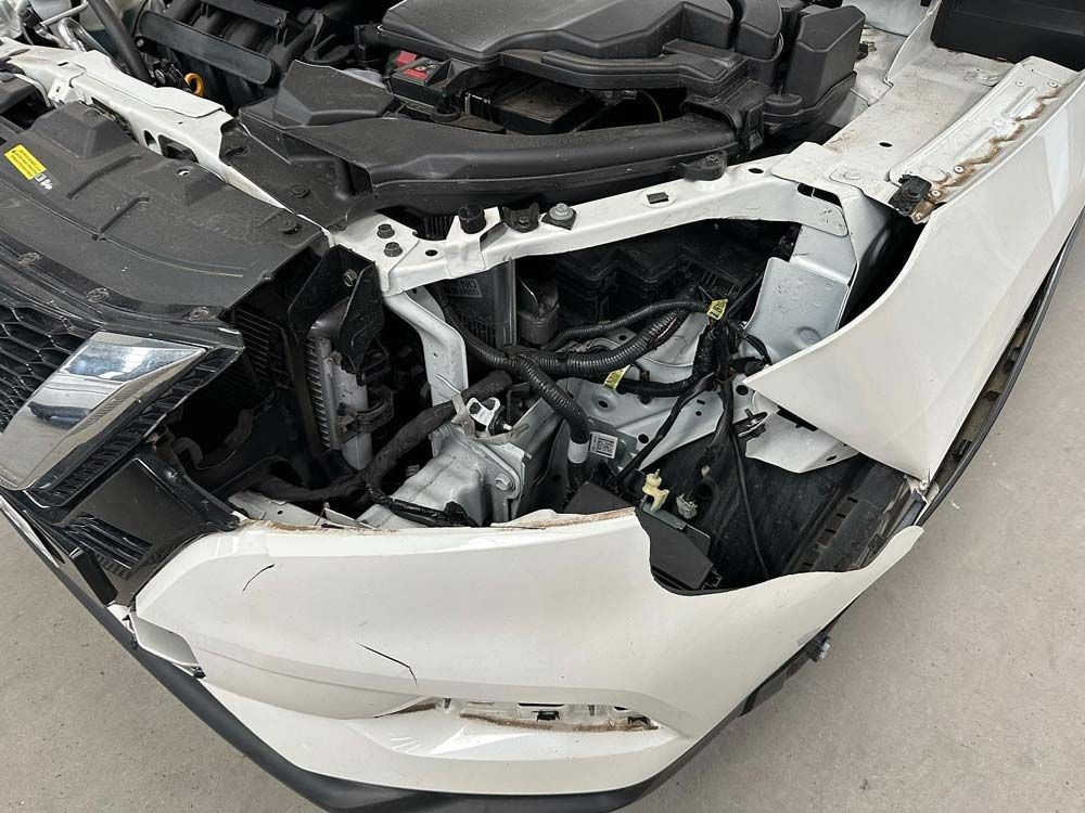 — John Zelukovic Smash Repairs in Lithgow, NSW